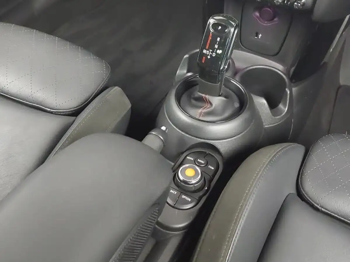 2020-mini-cooper-20-cooper-s-sport-189bhp-hatchback-3d-auto-big-9