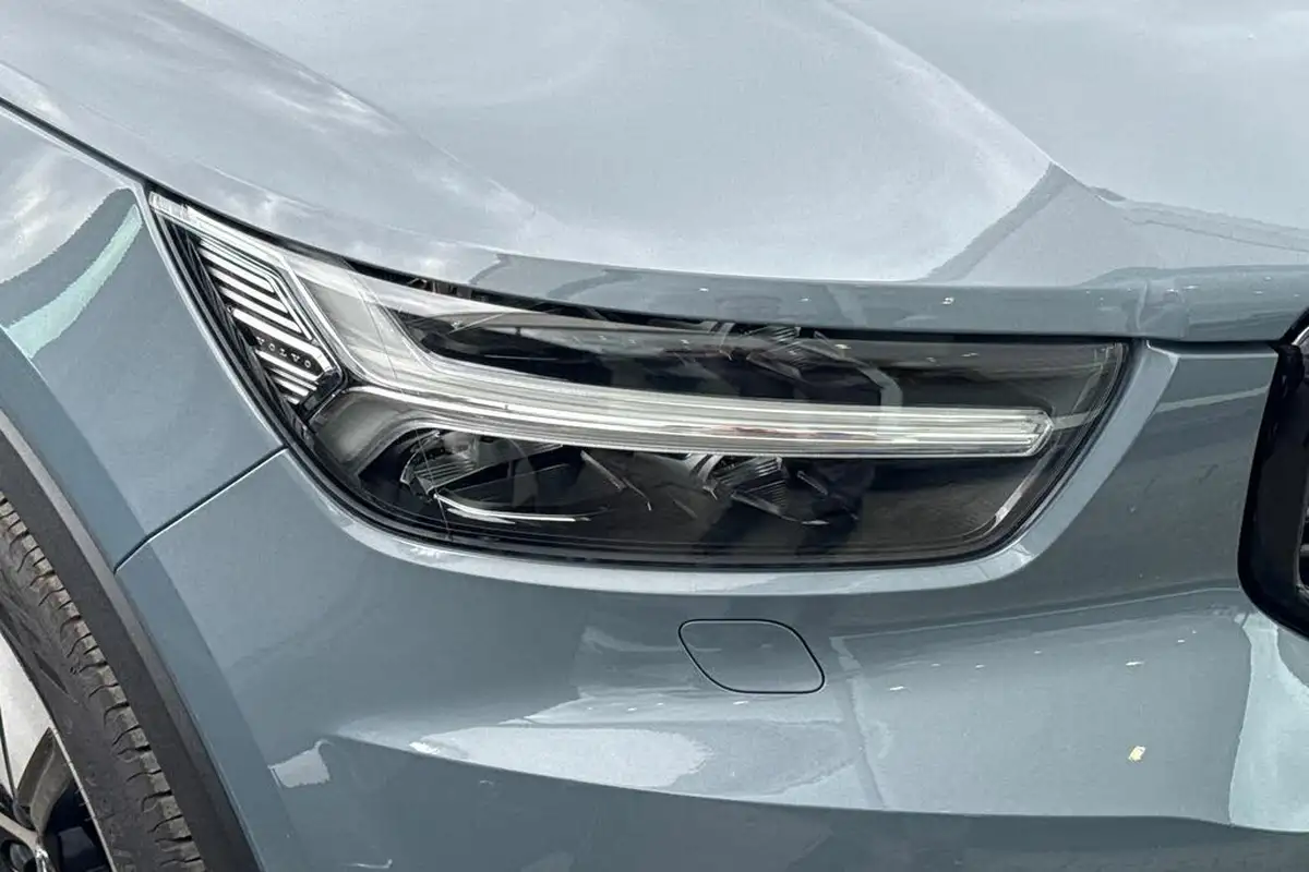 2021-volvo-xc40-15-t5-r-design-262bhp-big-17