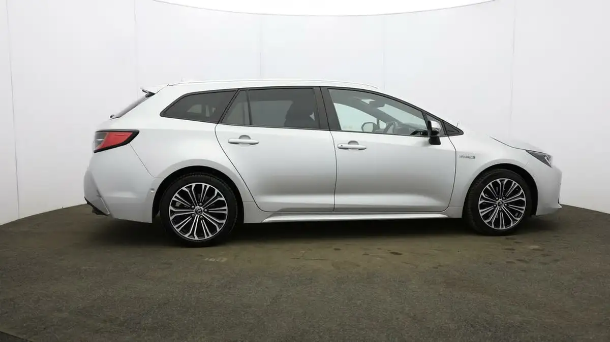 2020-toyota-corolla-20-vvt-i-design-spare-wheel-touring-sports-big-52