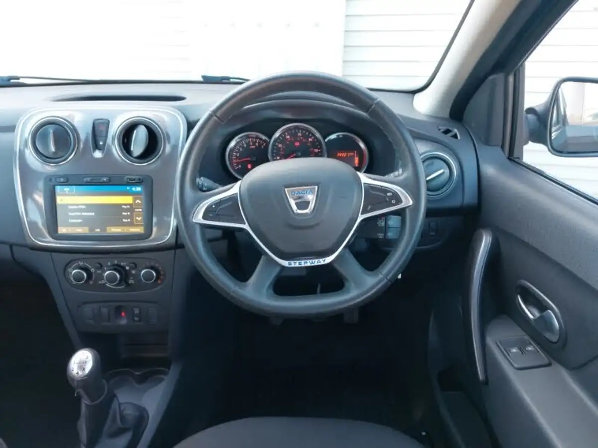2020-dacia-sandero-stepway-09-tce-comfort-big-6