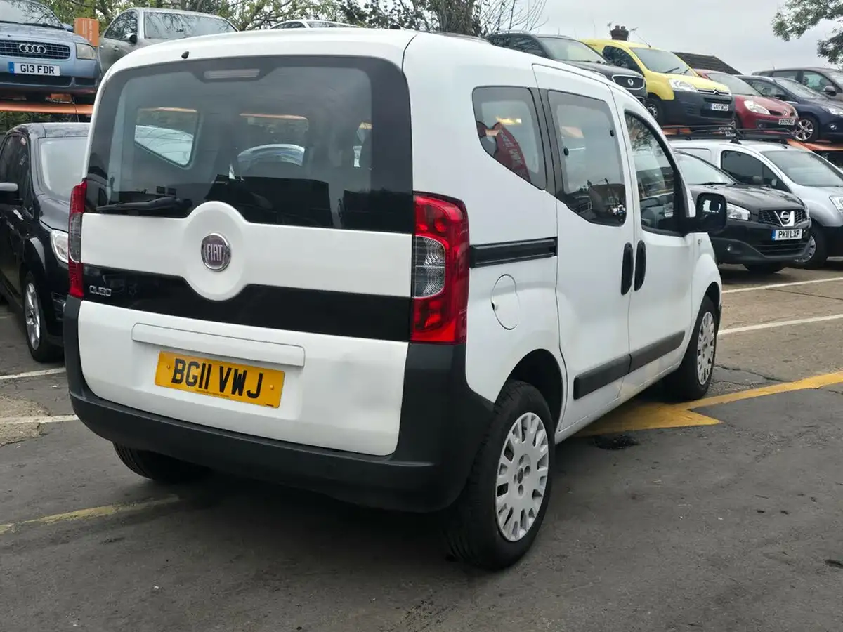 2011-fiat-qubo-big-5