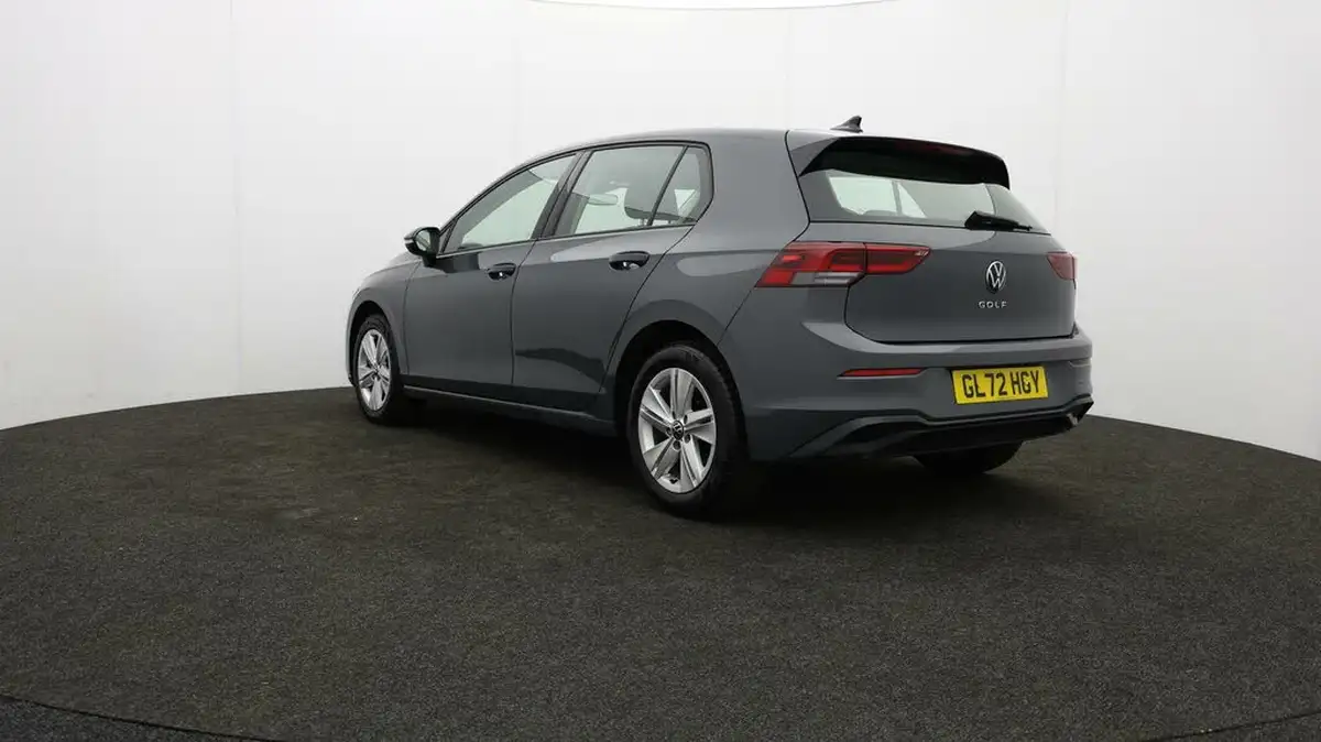 2022-volkswagen-golf-15-tsi-life-130ps-hatchback-big-76