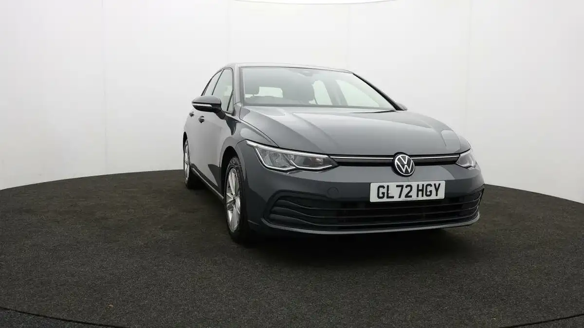 2022-volkswagen-golf-15-tsi-life-130ps-hatchback-big-52