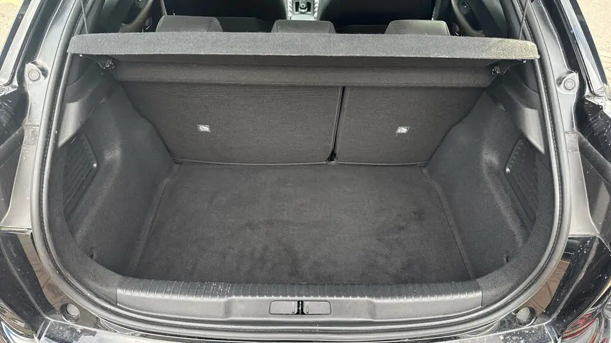 2019-ds-ds-3-crossback-12-puretech-prestige-130ps-eat8-big-18