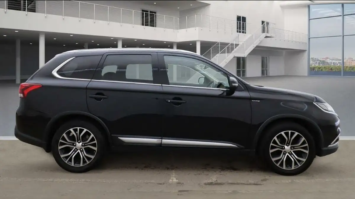 2017-mitsubishi-outlander-22di-d-4-auto-big-7