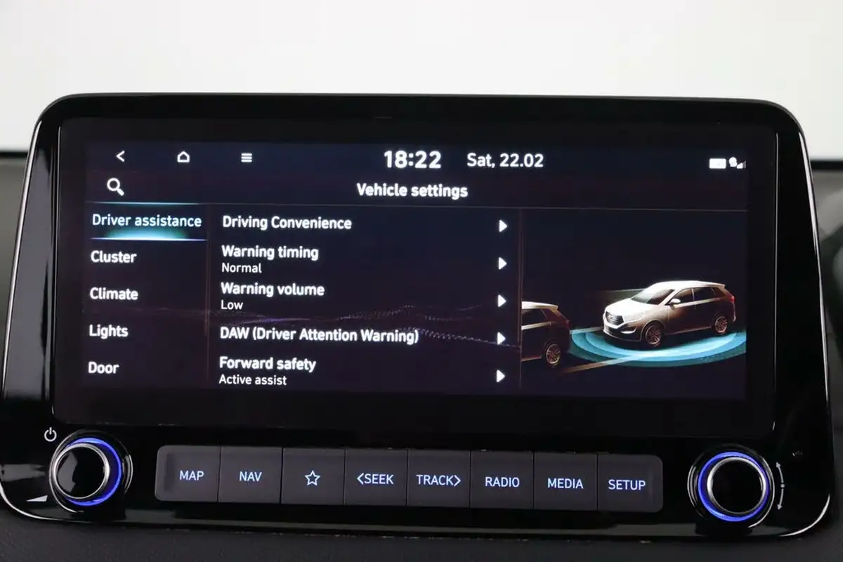 2021-hyundai-kona-10-t-gdi-premium-48-volt-mhev-big-27