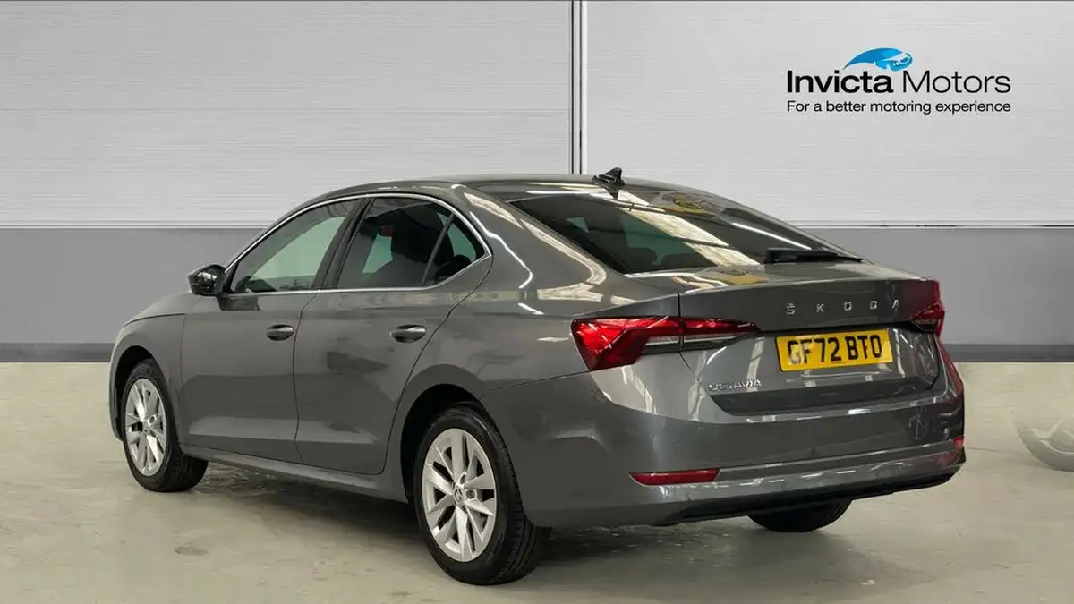 2022-skoda-octavia-15-tsi-se-l-hatchback-big-4