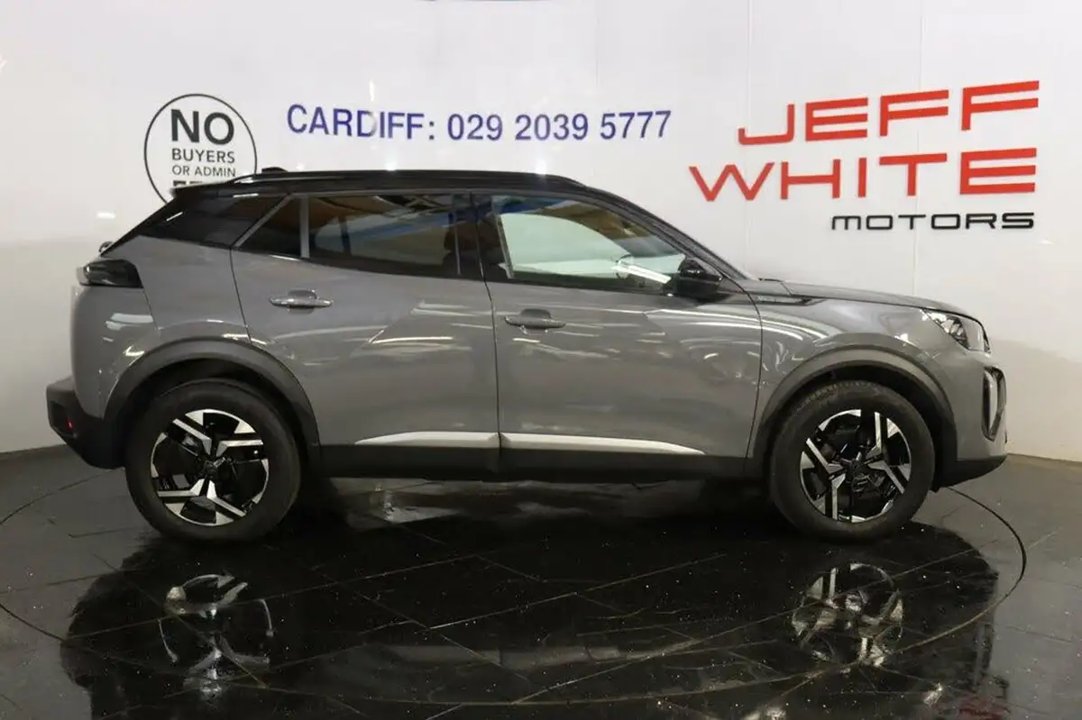 2023-peugeot-2008-suv-big-7