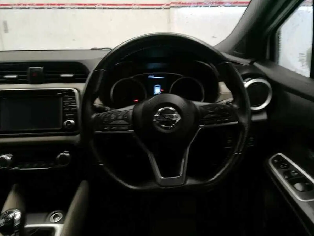 2017-nissan-micra-09-ig-t-tekna-big-8