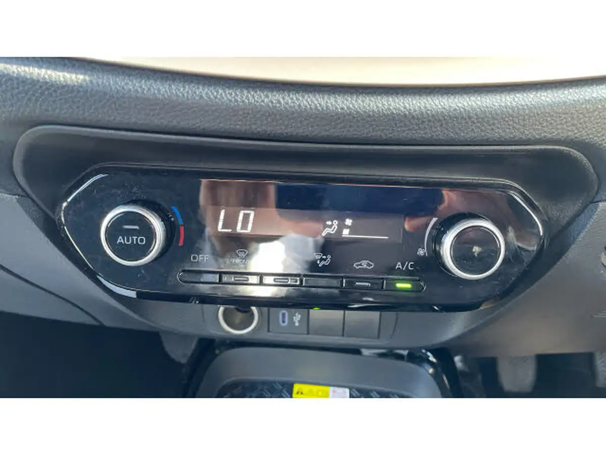 2024-toyota-aygo-x-10-vvt-i-exclusive-big-23