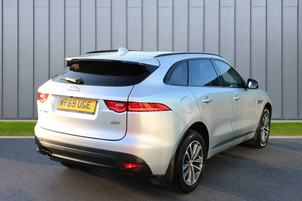 2019-jaguar-f-pace-20-i4d-r-sport-180ps-awd-ss-auto-big-8
