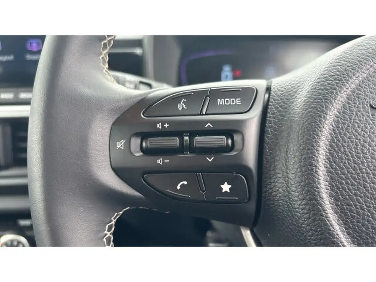 2024-kia-picanto-10-2-big-24