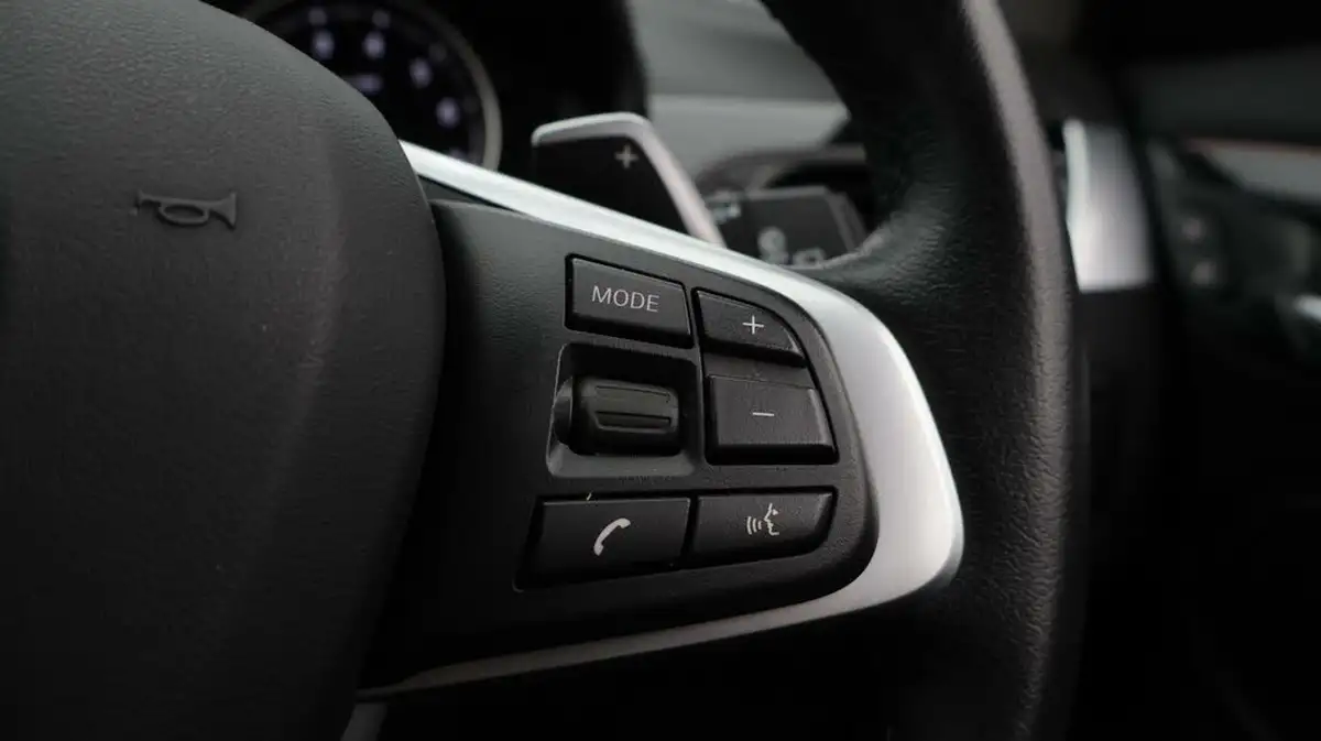 2020-bmw-x1-20-xdrive20i-xline-189bhp-big-24