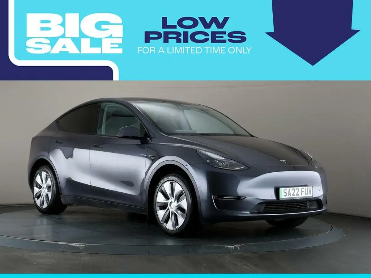 2022-tesla-model-y-e-long-range-big-0