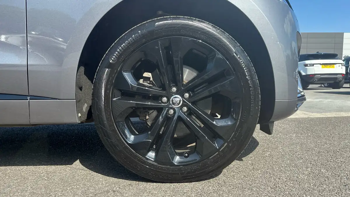 2023-jaguar-f-pace-20-p250-r-dynamic-hse-black-big-7