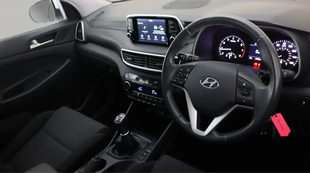 2019-hyundai-tucson-16-gdi-s-connect-big-9