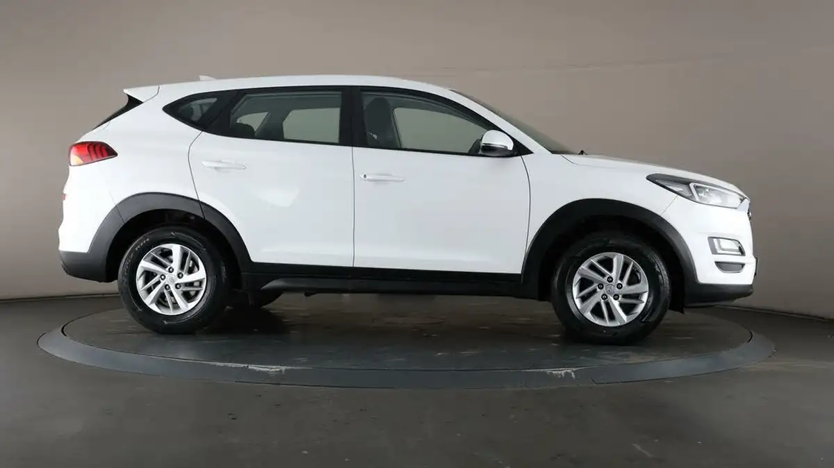 2019-hyundai-tucson-16-gdi-s-connect-big-50