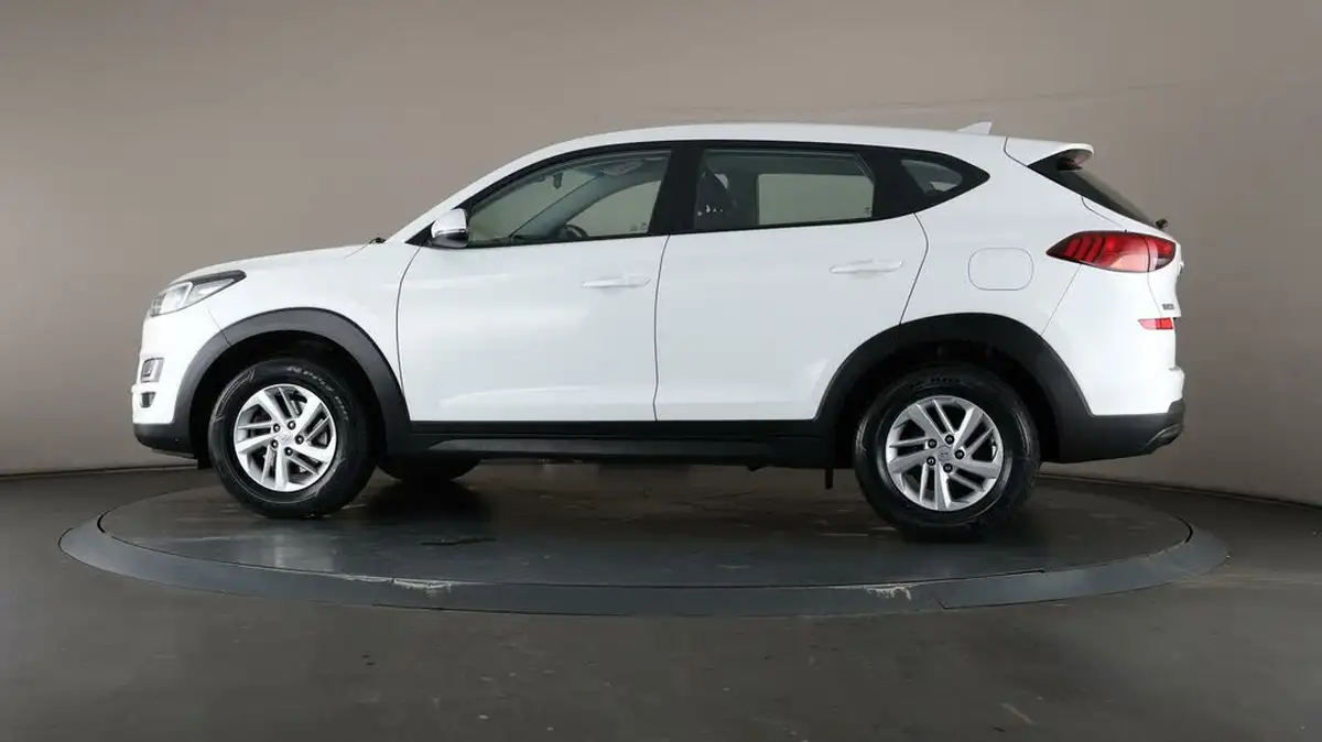 2019-hyundai-tucson-16-gdi-s-connect-big-26
