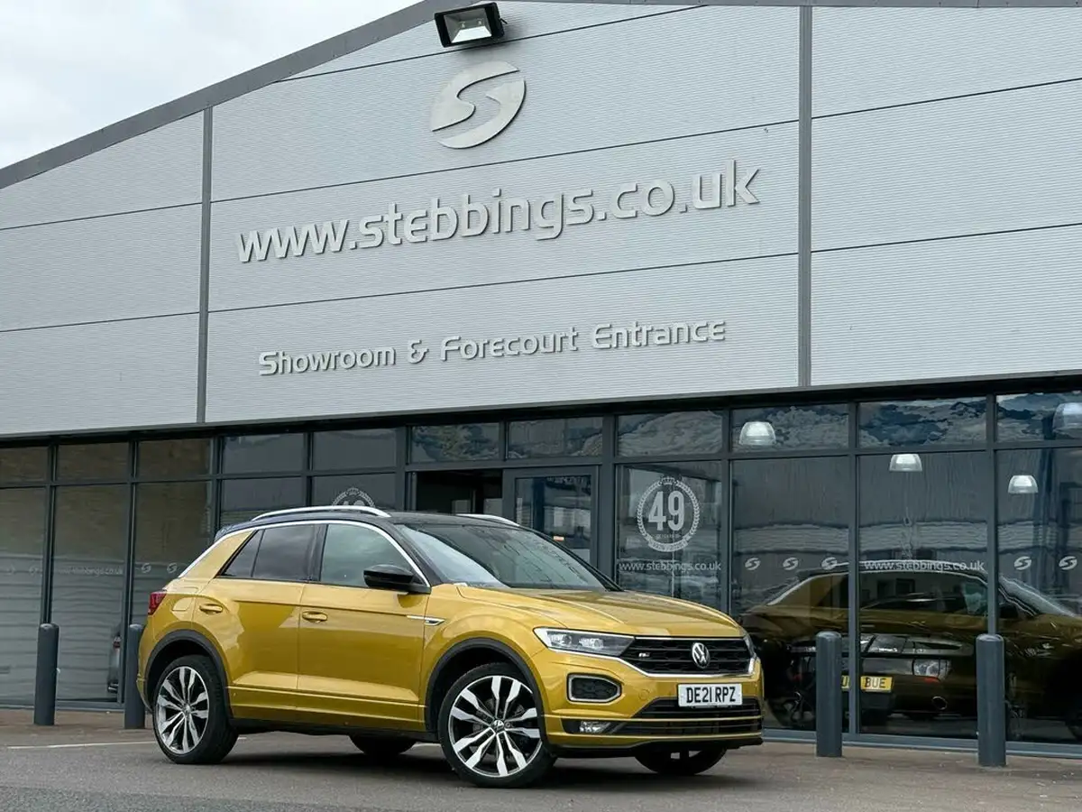 2021-volkswagen-t-roc-15-tsi-r-line-hatchback-5d-dsg-big-0