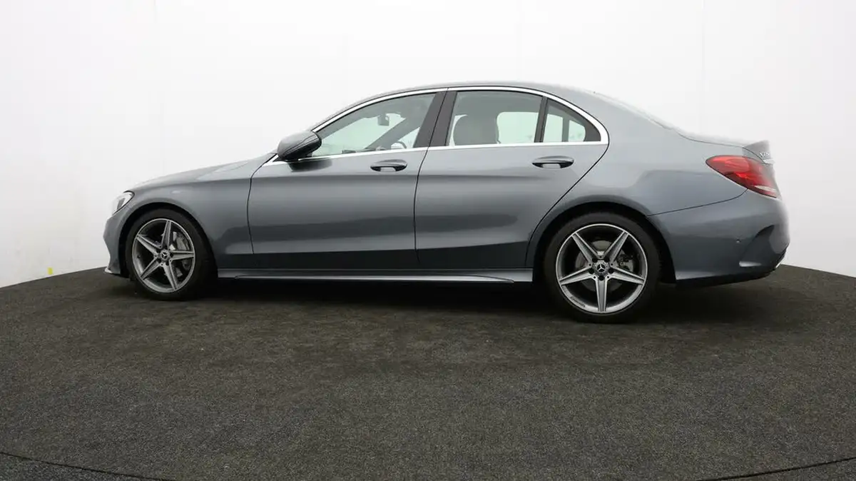 2018-mercedes-benz-c-class-21d-c220d-amg-line-ss-saloon-4d-9g-tronic-plus-big-63