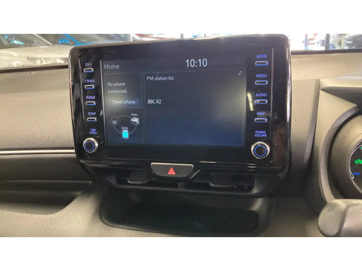 2022-toyota-yaris-15-vvt-i-design-big-33