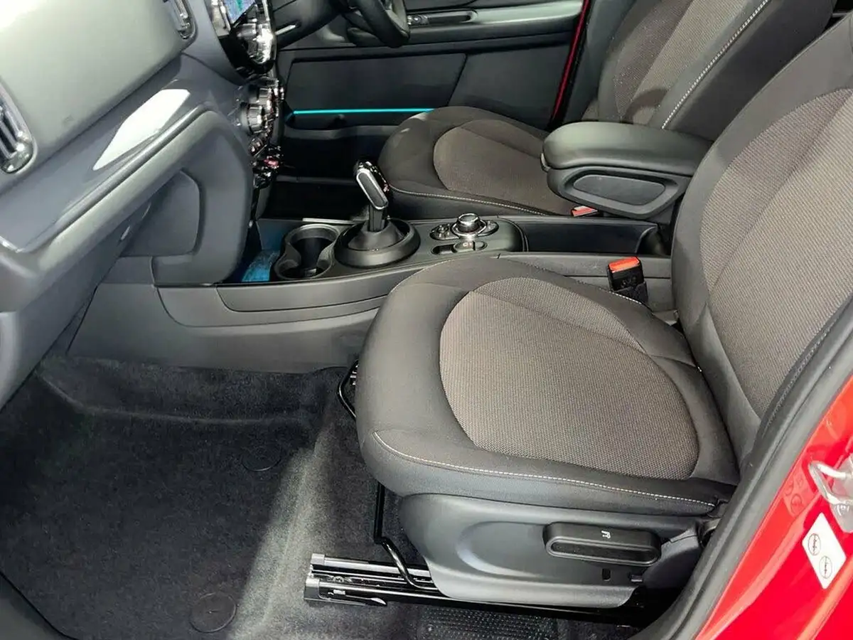 2022-toyota-yaris-cross-15-vvt-i-design-tech-pack-big-15