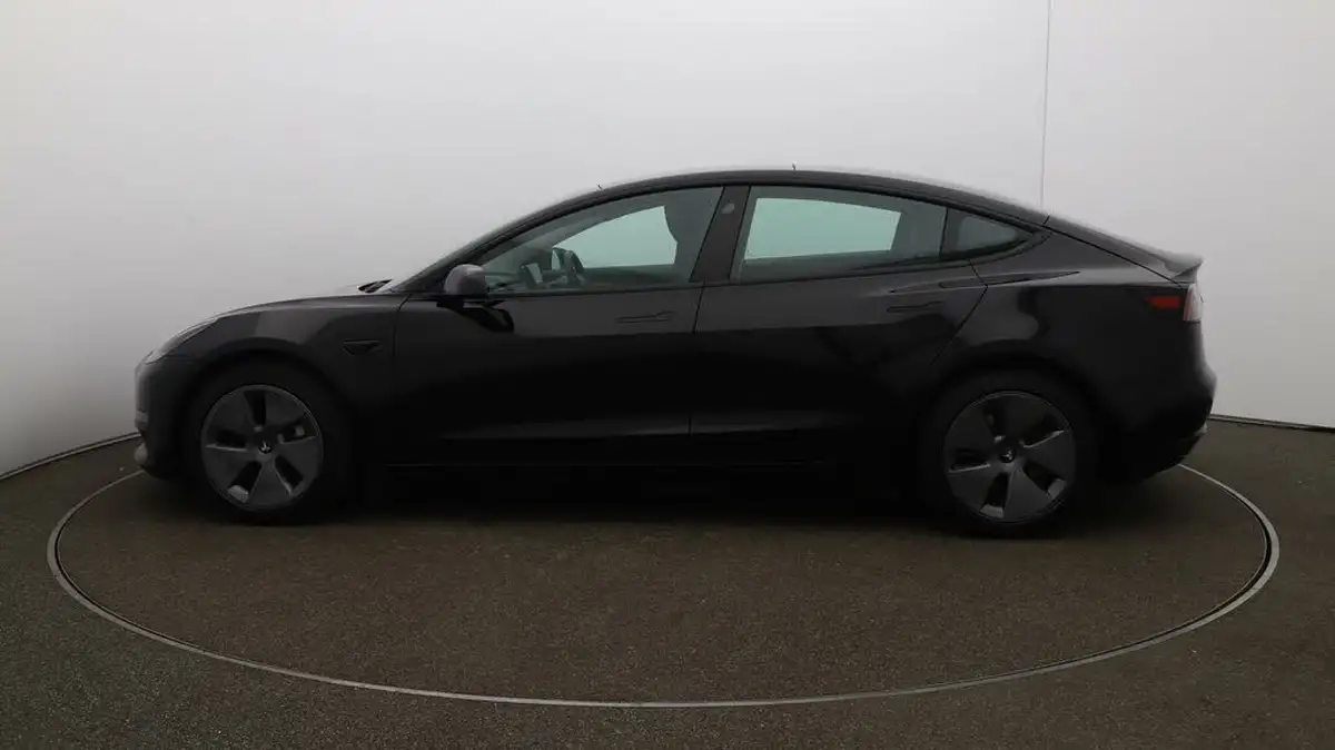 2021-tesla-model-3-e-long-range-4x4-big-56
