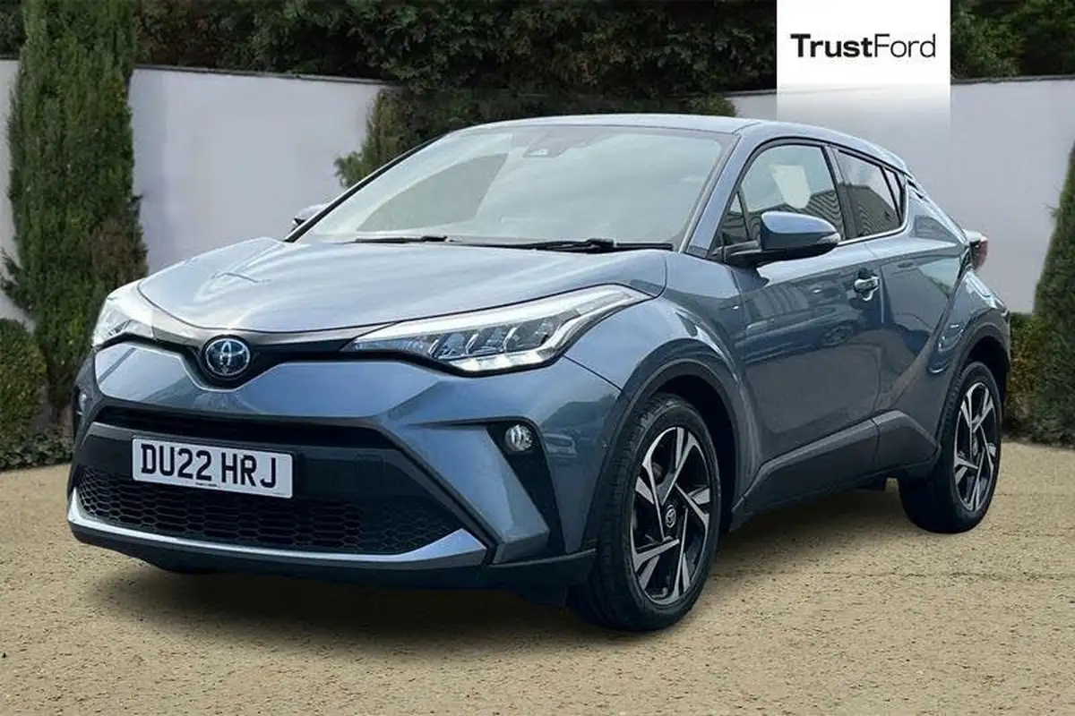 2022-toyota-c-hr-18-vvt-i-design-big-4