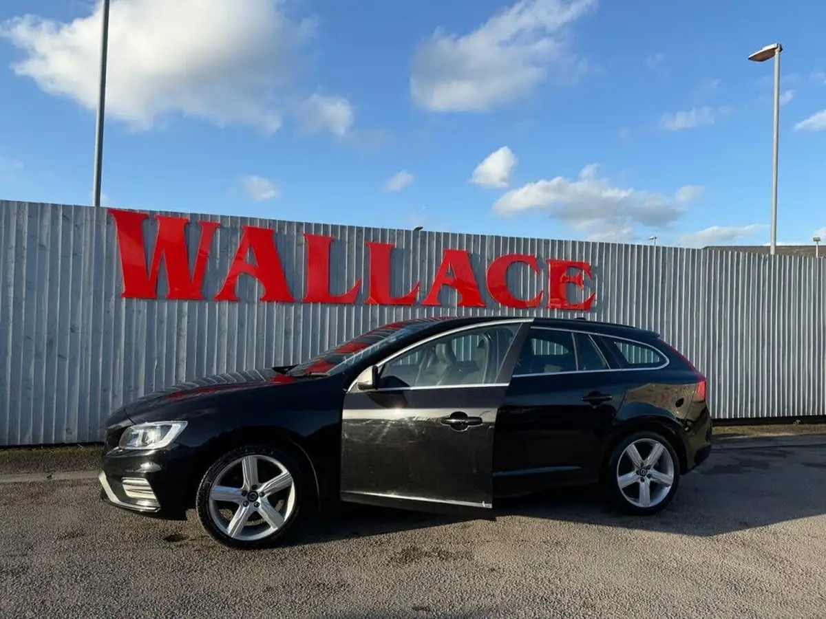 2017-volvo-v60-20-t4-r-design-big-12