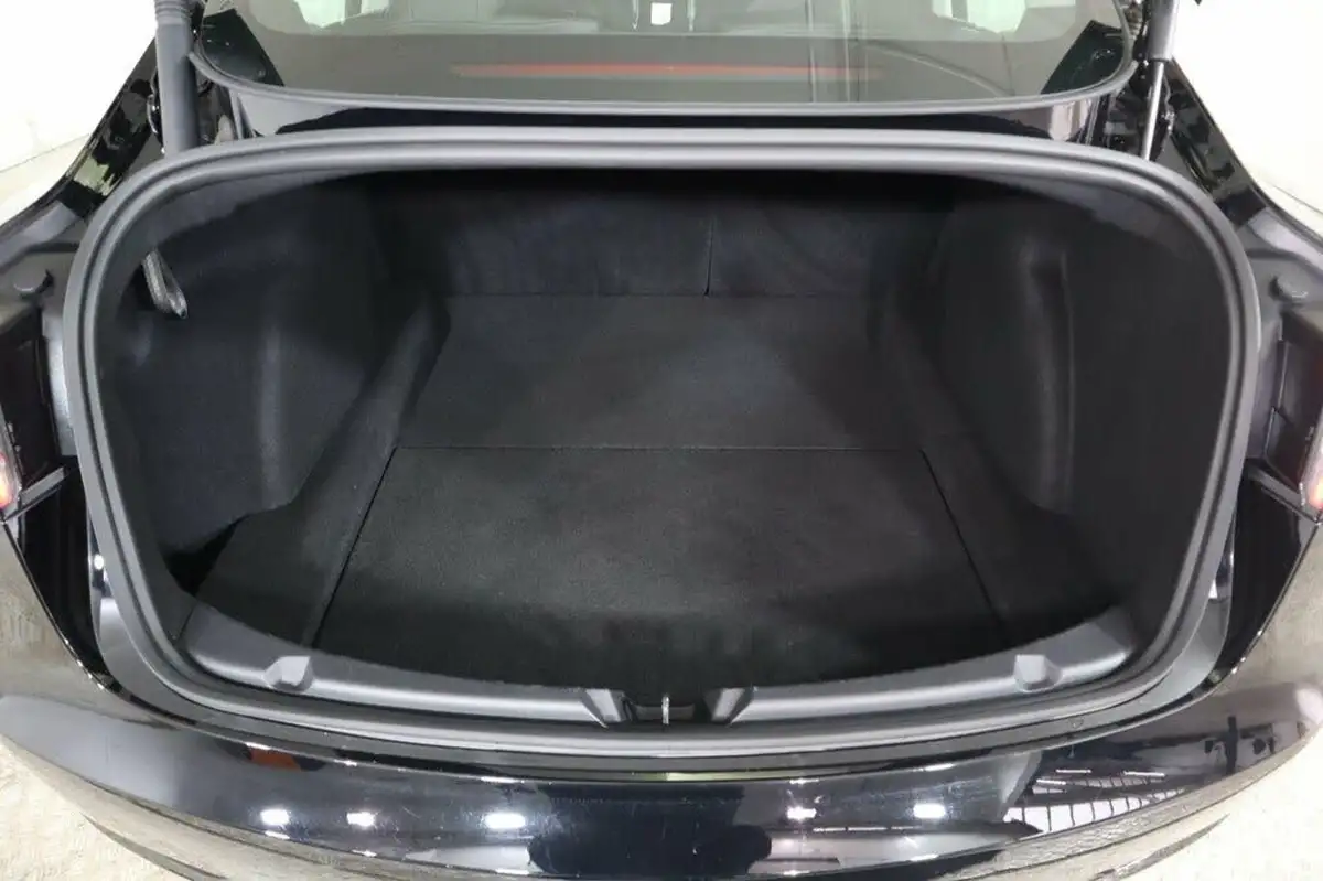 2021-tesla-model-3-e-long-range-4x4-big-50