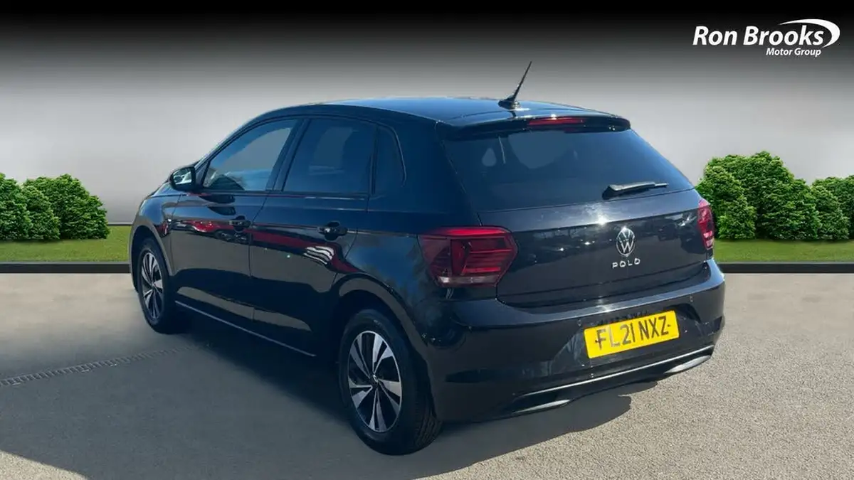 2021-volkswagen-polo-10-tsi-match-big-3