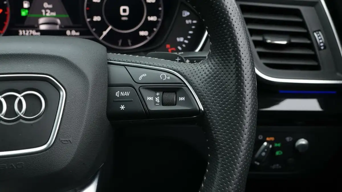 2020-audi-q5-20-55-tfsi-e-vorsprung-competition-big-27
