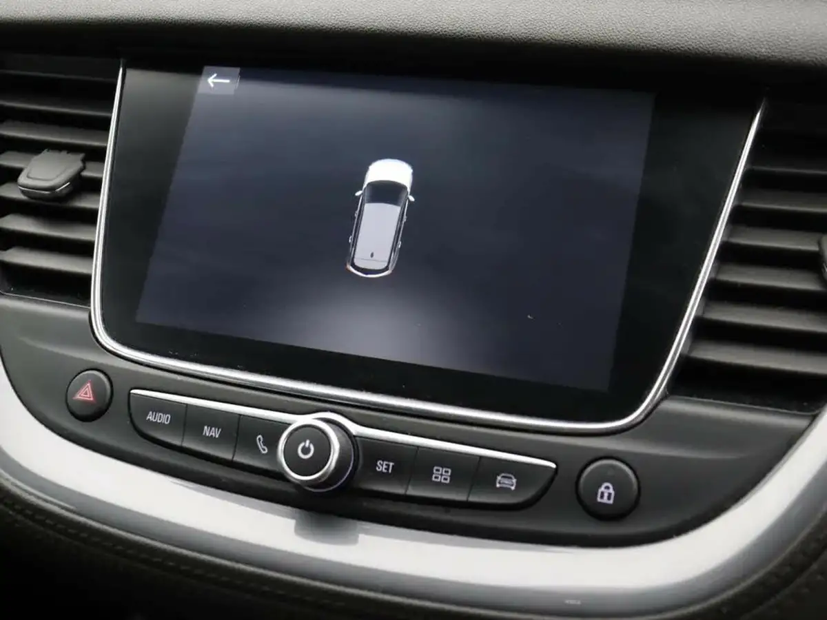 2020-vauxhall-grandland-x-12-griffin-big-15