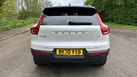 2020-volvo-xc40-15-t3-r-design-small-17