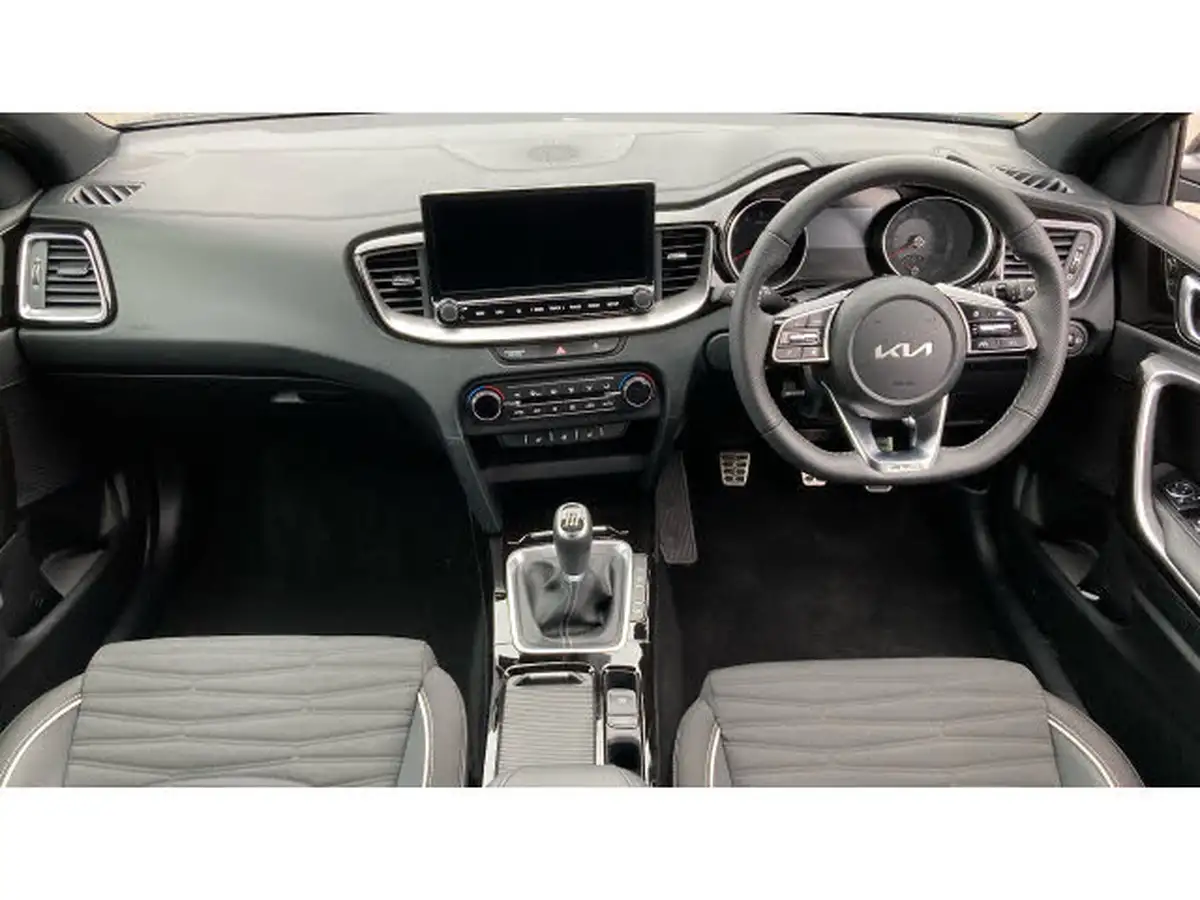 2024-kia-xceed-15-t-gdi-gt-line-138bhp-big-9