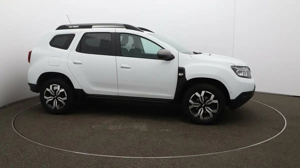 2023-dacia-duster-13-tce-journey-150bhp-edc-big-40