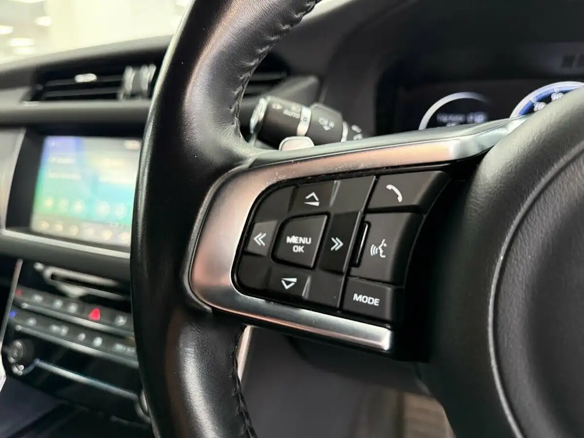 2018-jaguar-xf-20td-r-sport-180ps-sportbrake-5d-1999cc-auto-big-33