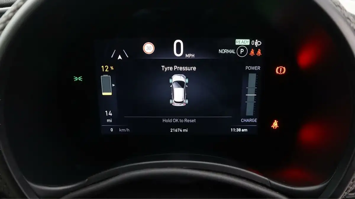 2021-fiat-500-e-la-prima-big-10