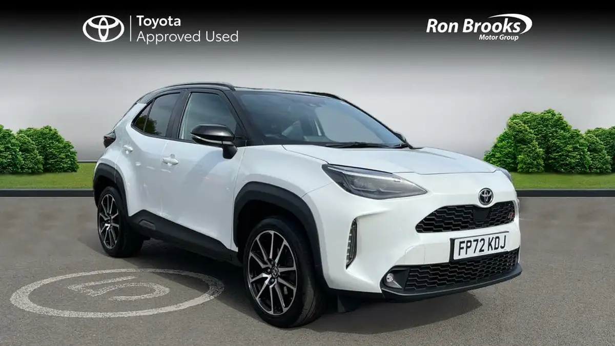 2022-toyota-yaris-cross-15-vvt-i-gr-sport-big-0