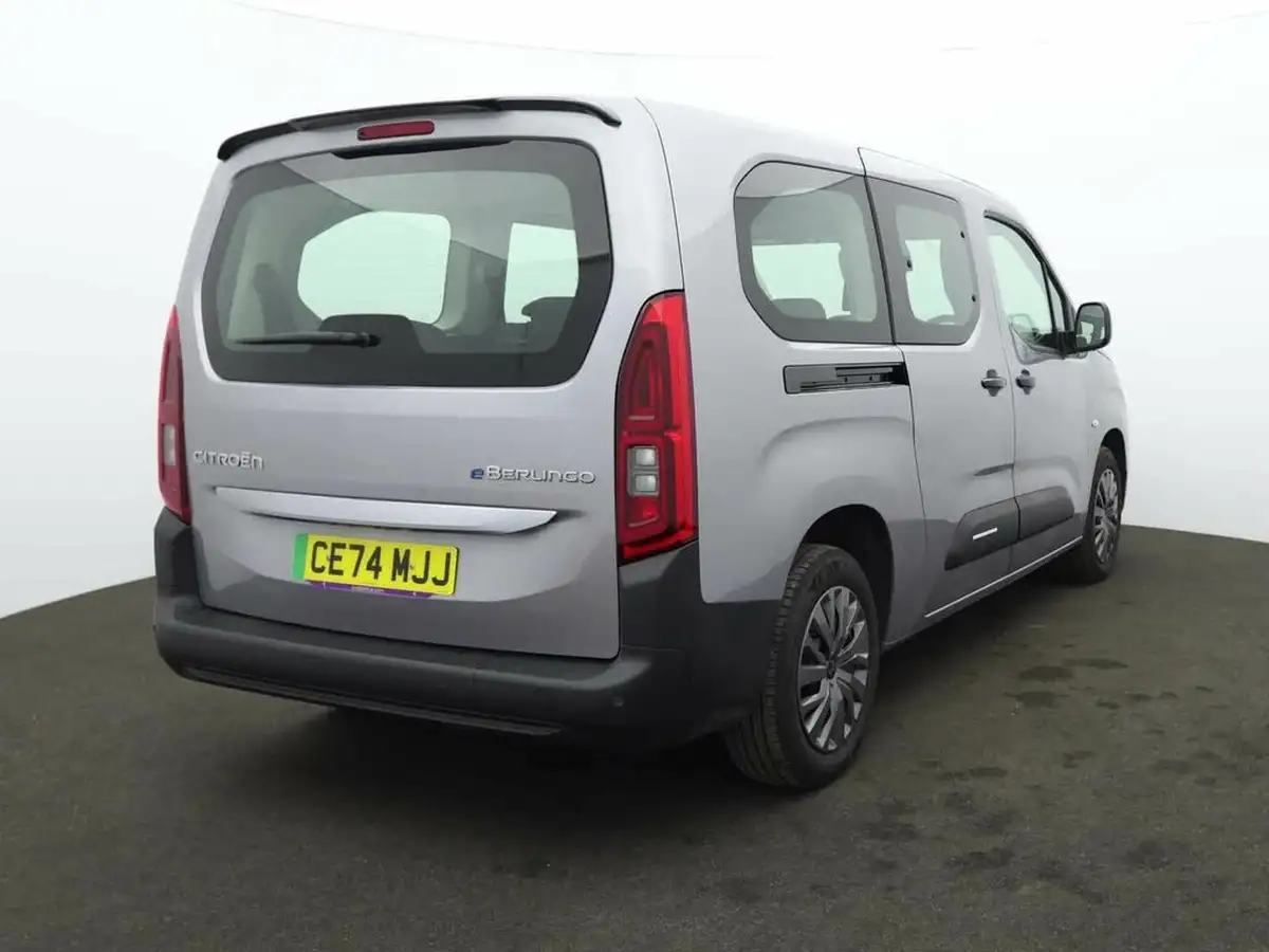 2025-citroen-berlingo-e-plus-xl-size-big-4