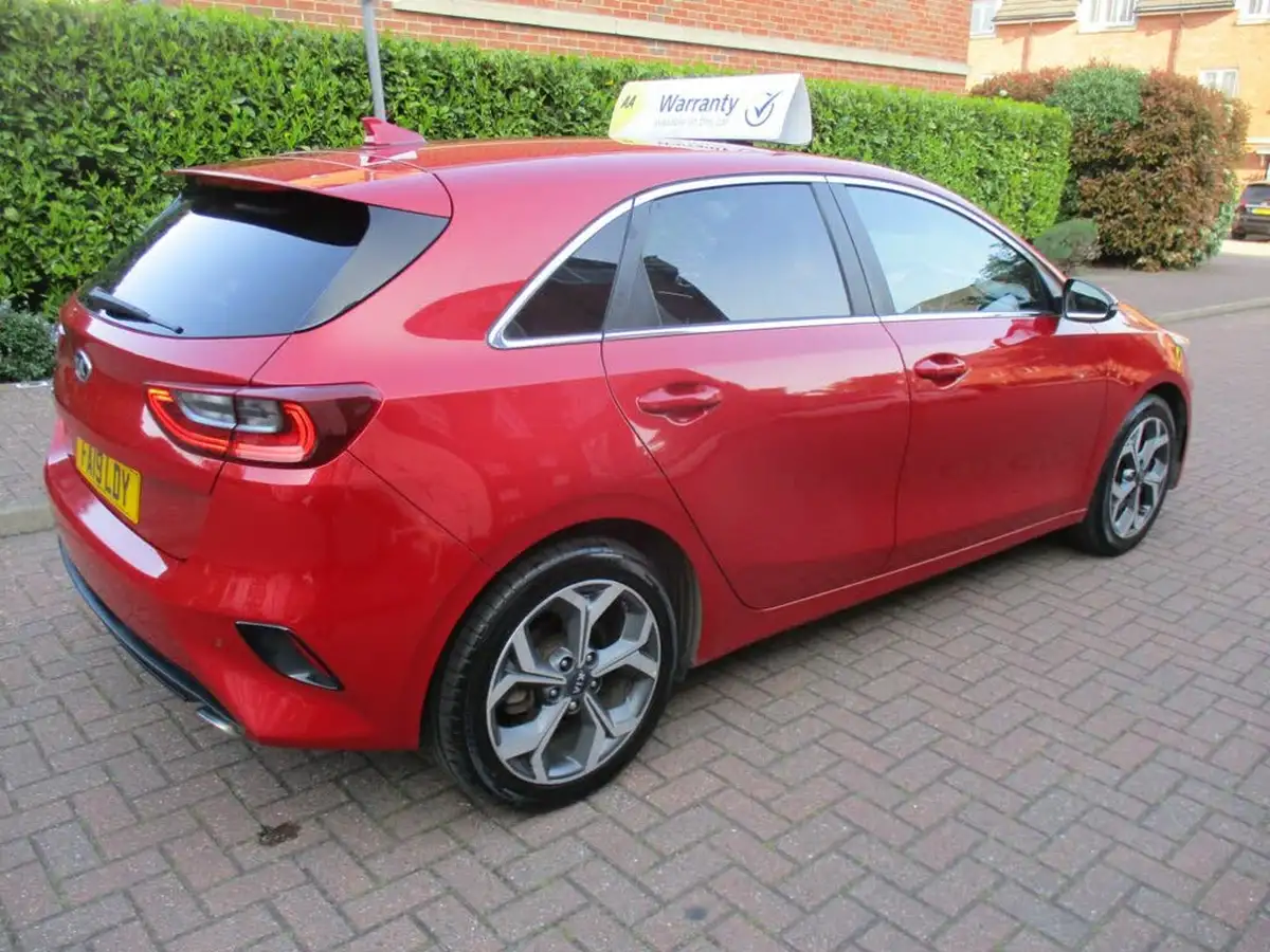 2019-kia-ceed-10-t-gdi-3-hatchback-big-8