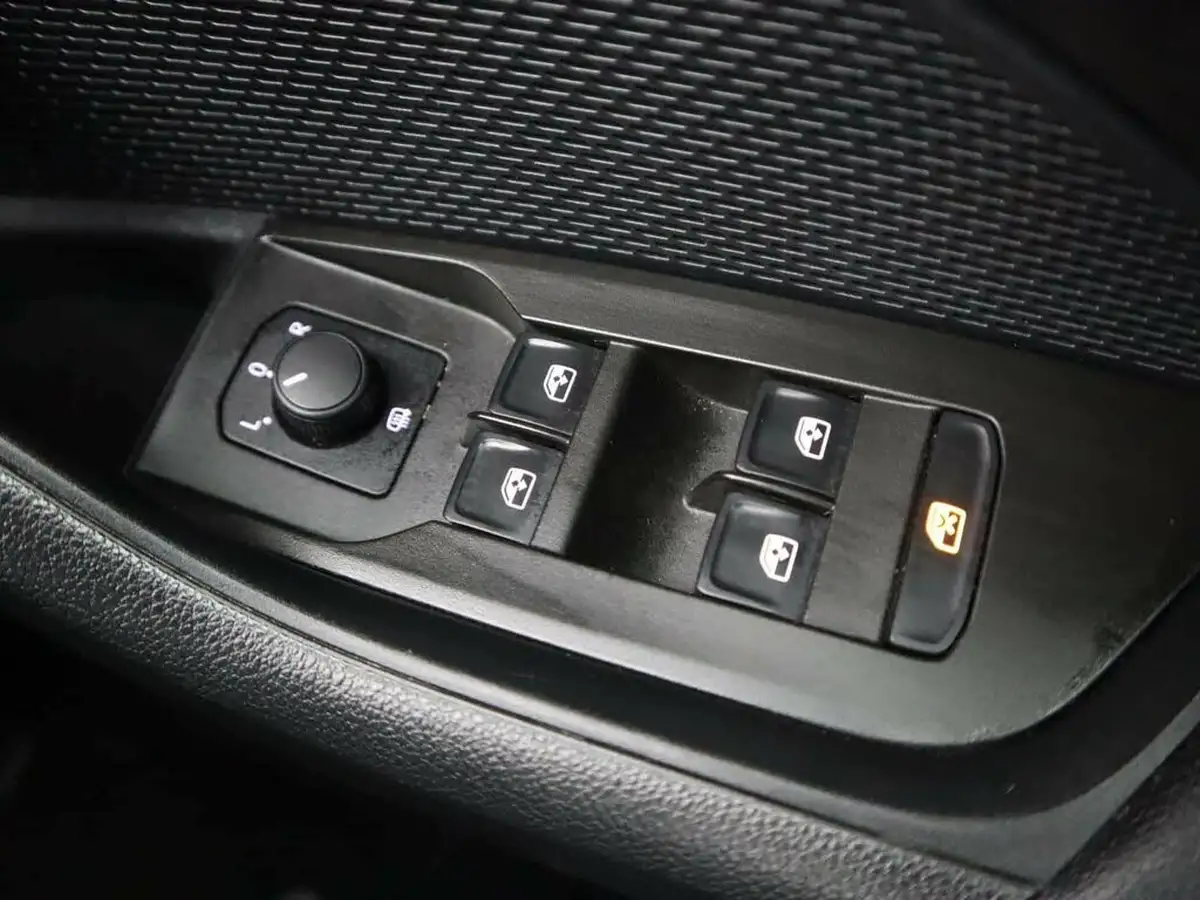 2022-skoda-octavia-15-tsi-se-hatchback-big-26
