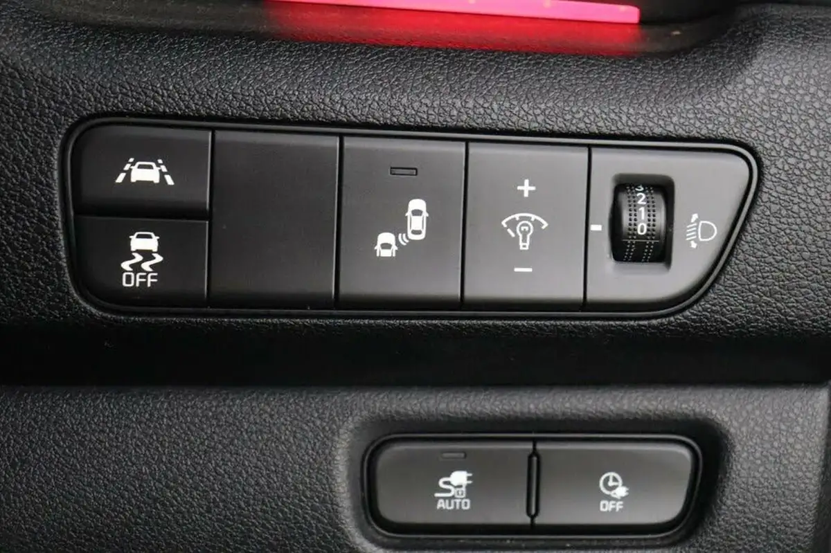 2021-kia-e-niro-ev-4-big-20