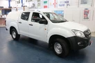 2017-isuzu-d-max-25td-4x4-double-pickup-small-1