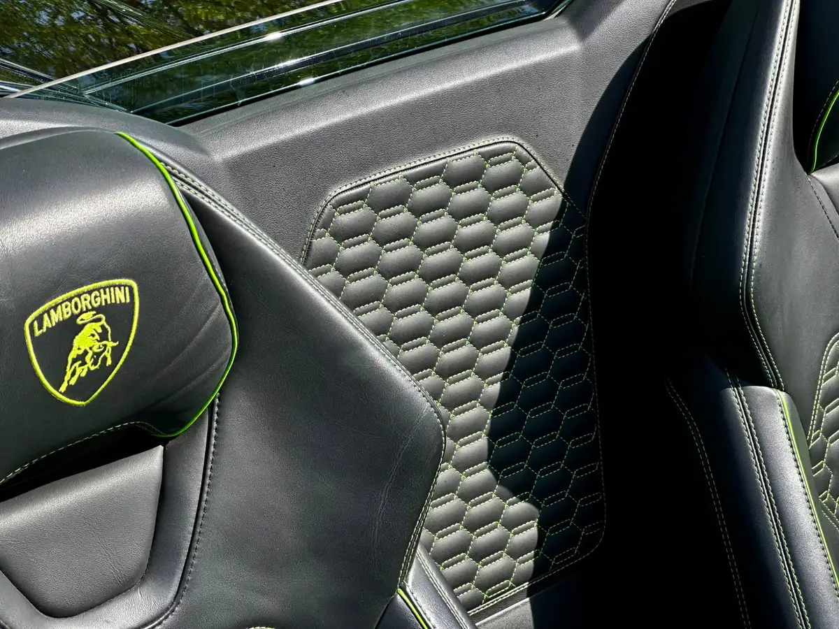 2021-lamborghini-huracan-52-evo-640ps-4wd-spyder-big-40
