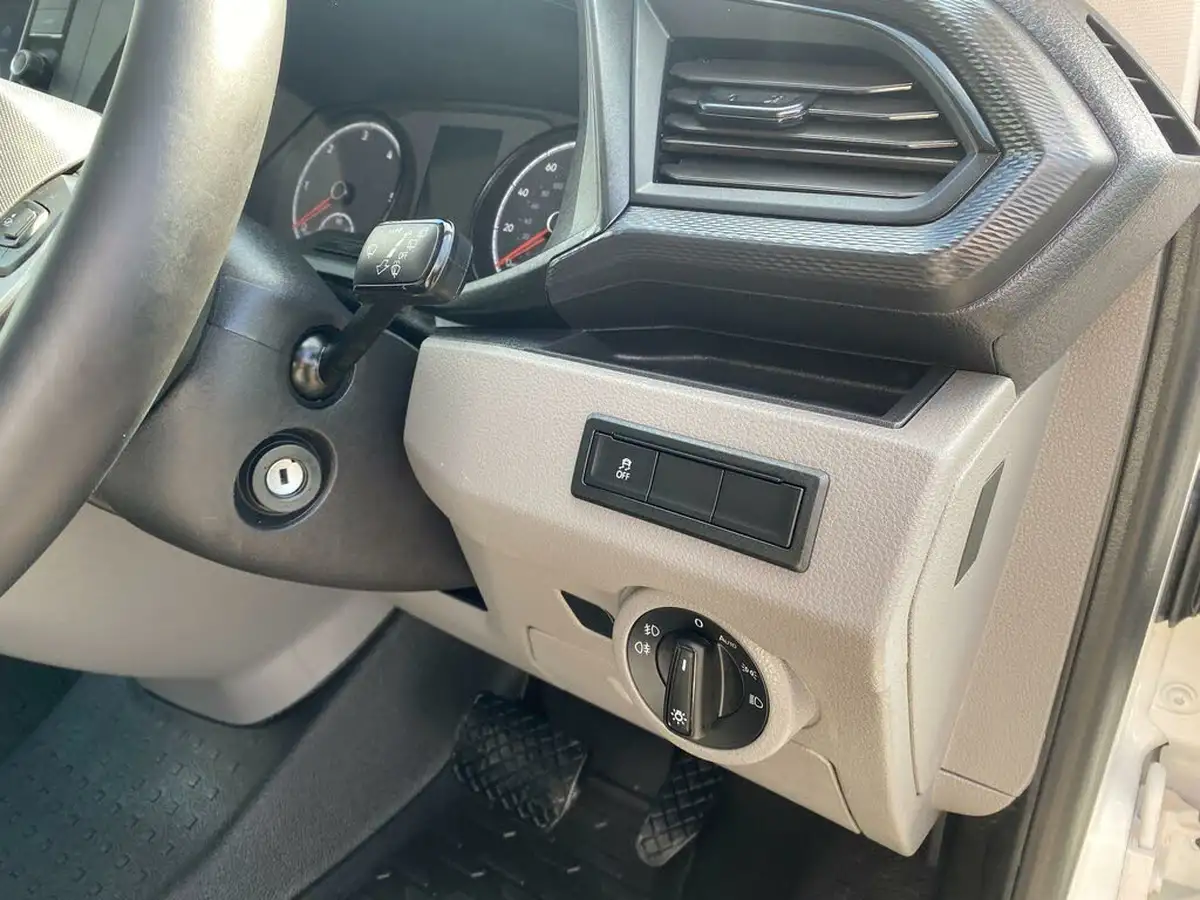 2024-volkswagen-transporter-big-19