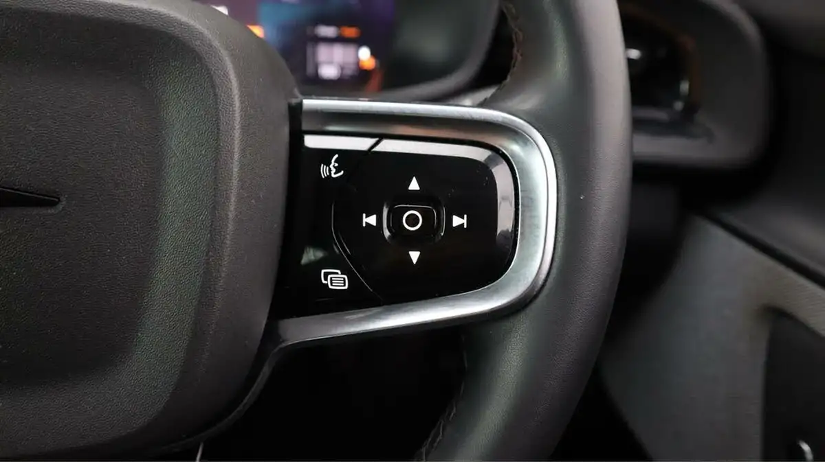 2022-polestar-polestar-2-e-ps2-165kw-standard-single-hatchback-big-21