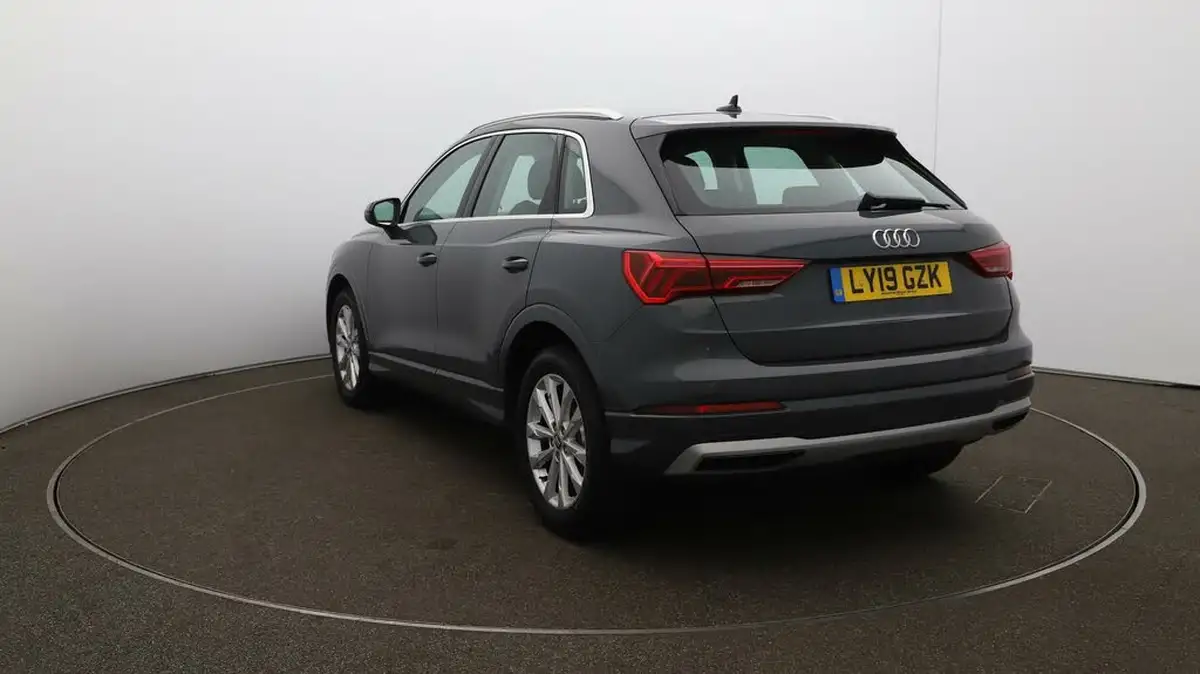 2019-audi-q3-15-35-tfsi-sport-cod-ss-station-wagon-1495cc-s-tronic-big-51