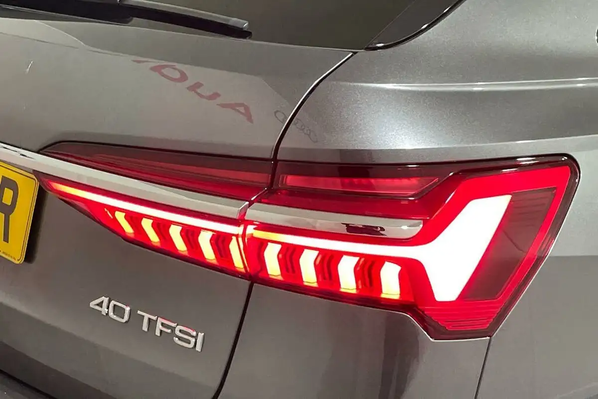 2023-audi-a6-avant-20-40-tfsi-s-line-big-16