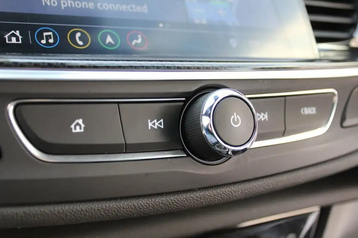 2020-vauxhall-insignia-grand-sport-15-turbo-d-sri-vx-line-nav-big-34